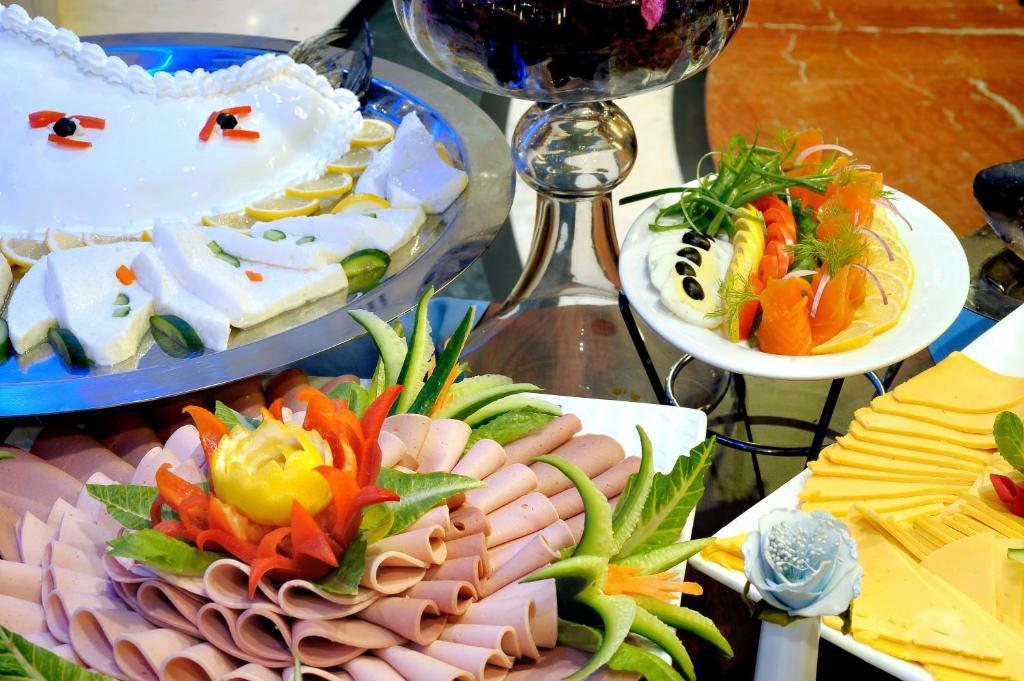 لـــيدر المنى كريم